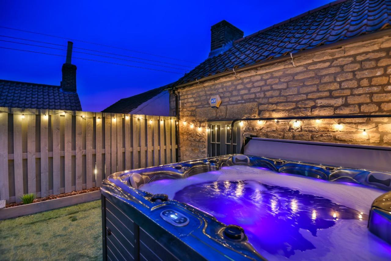 Pickering Rooftop Terrace Exterior photo